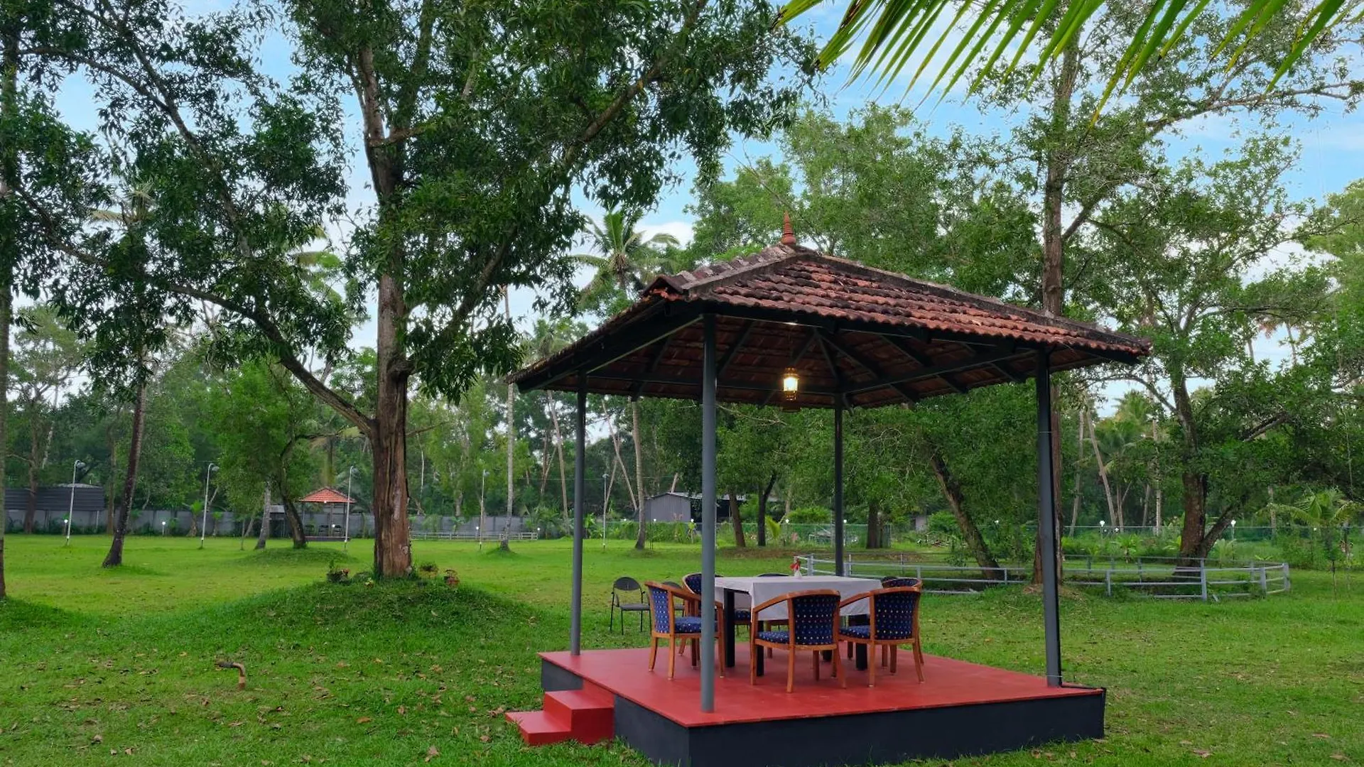 Marari Beach Palace Mararikulam 0*,